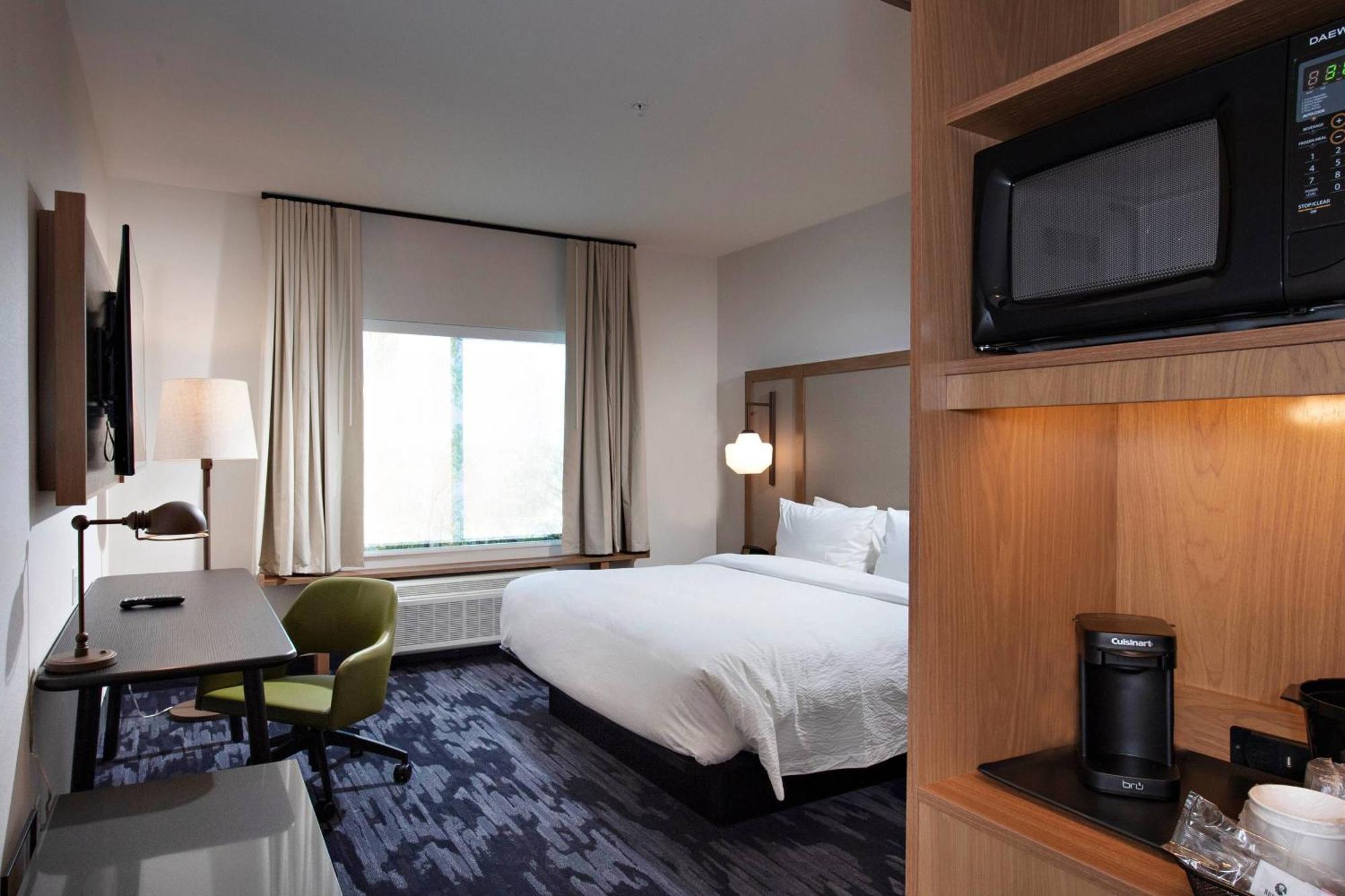 Fairfield Inn & Suites By Marriott Dayton North Murlin Heights Bagian luar foto