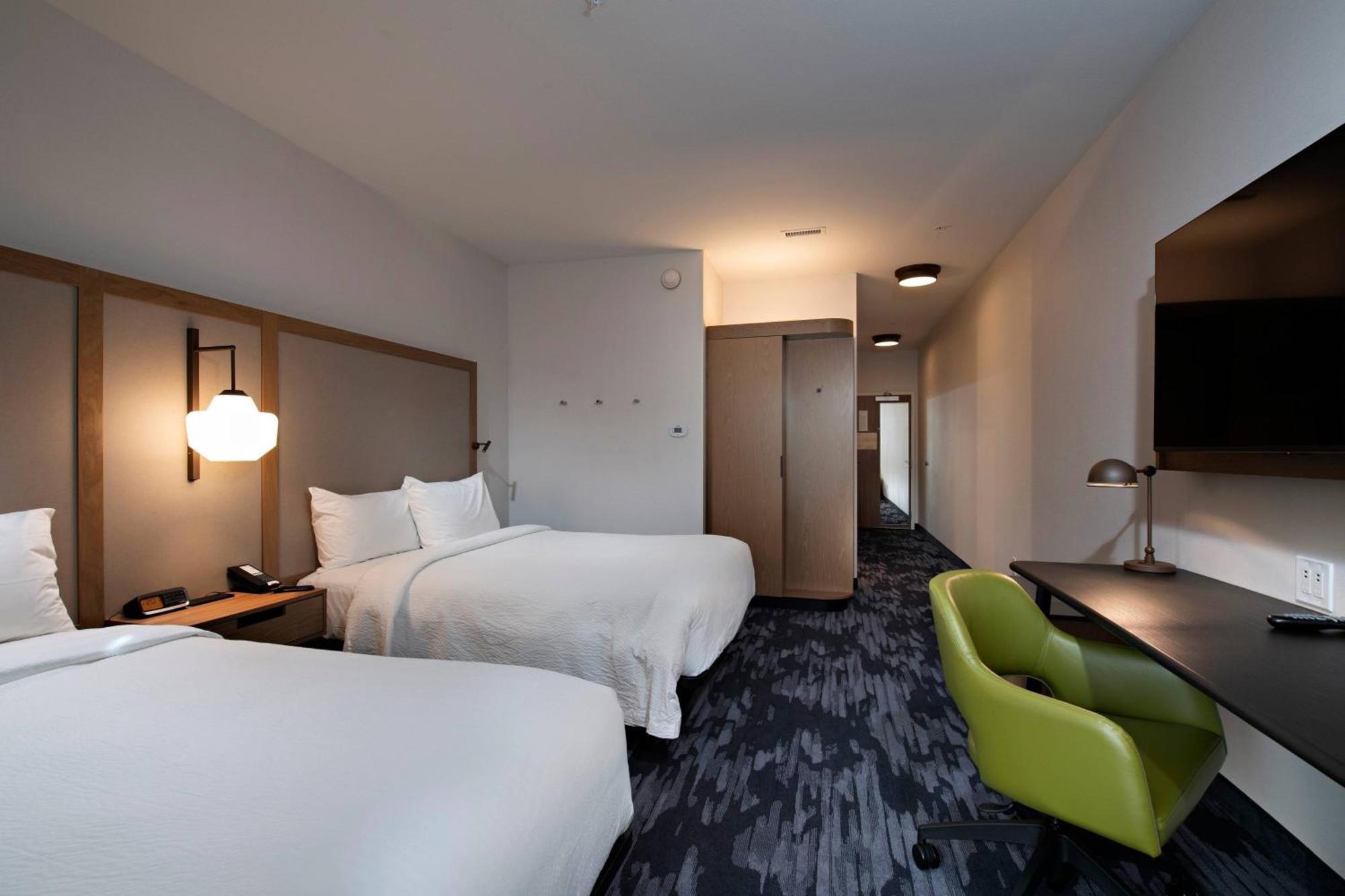 Fairfield Inn & Suites By Marriott Dayton North Murlin Heights Bagian luar foto